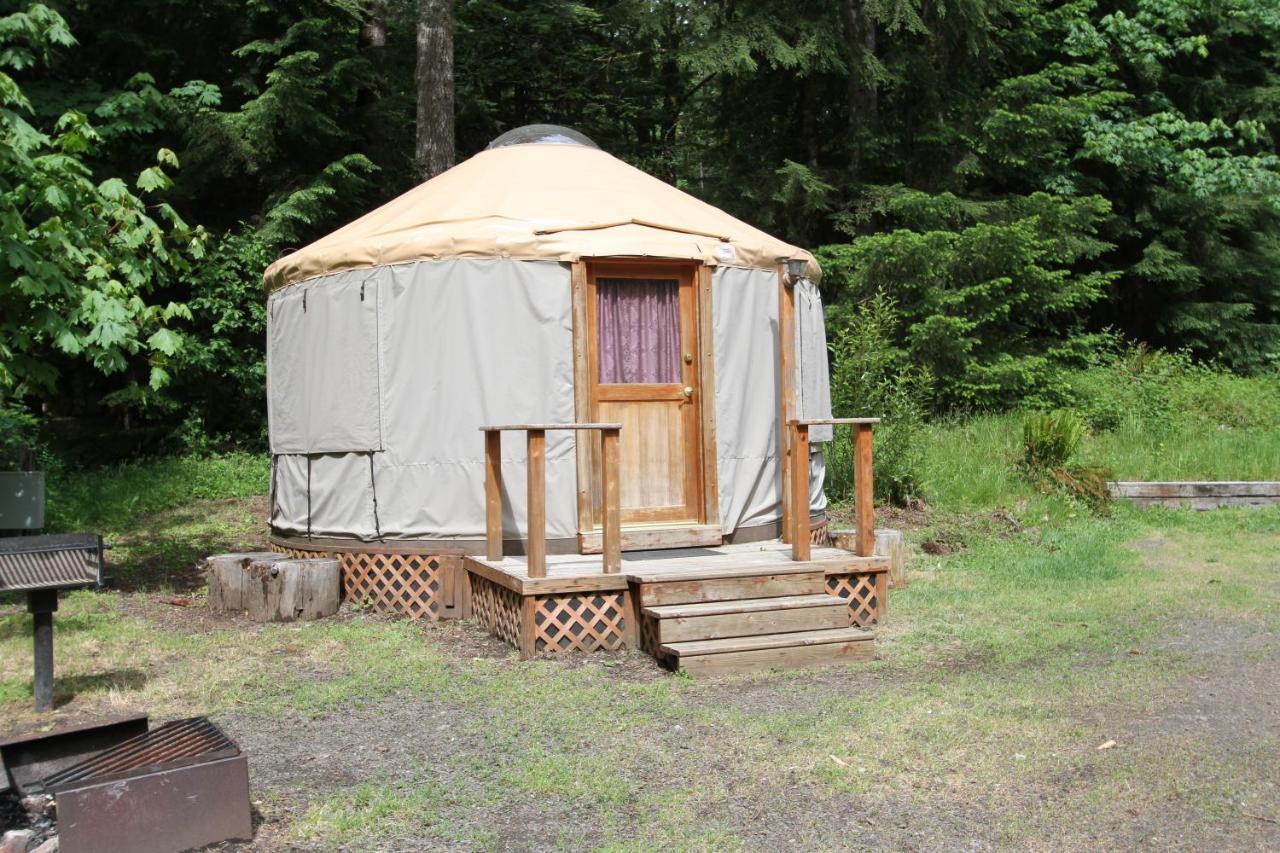 Mount Hood Village Yurt 1 ภายนอก รูปภาพ